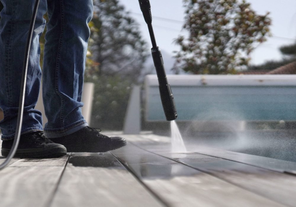 How-does-a-pressure-washer-